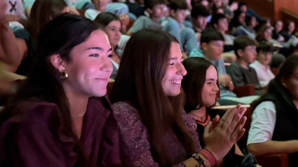 Alumnos del Colegio Miravalles-El Redín asisten al congreso “Lo Que De Verdad Importa”